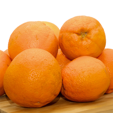 Ripe Algarve oranges on a white background. Enjoy fresh citrus fruits, perfect for a natural, sweet taste.